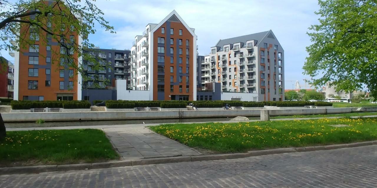 Live & Travel Apartments Number 1 Гданск Екстериор снимка